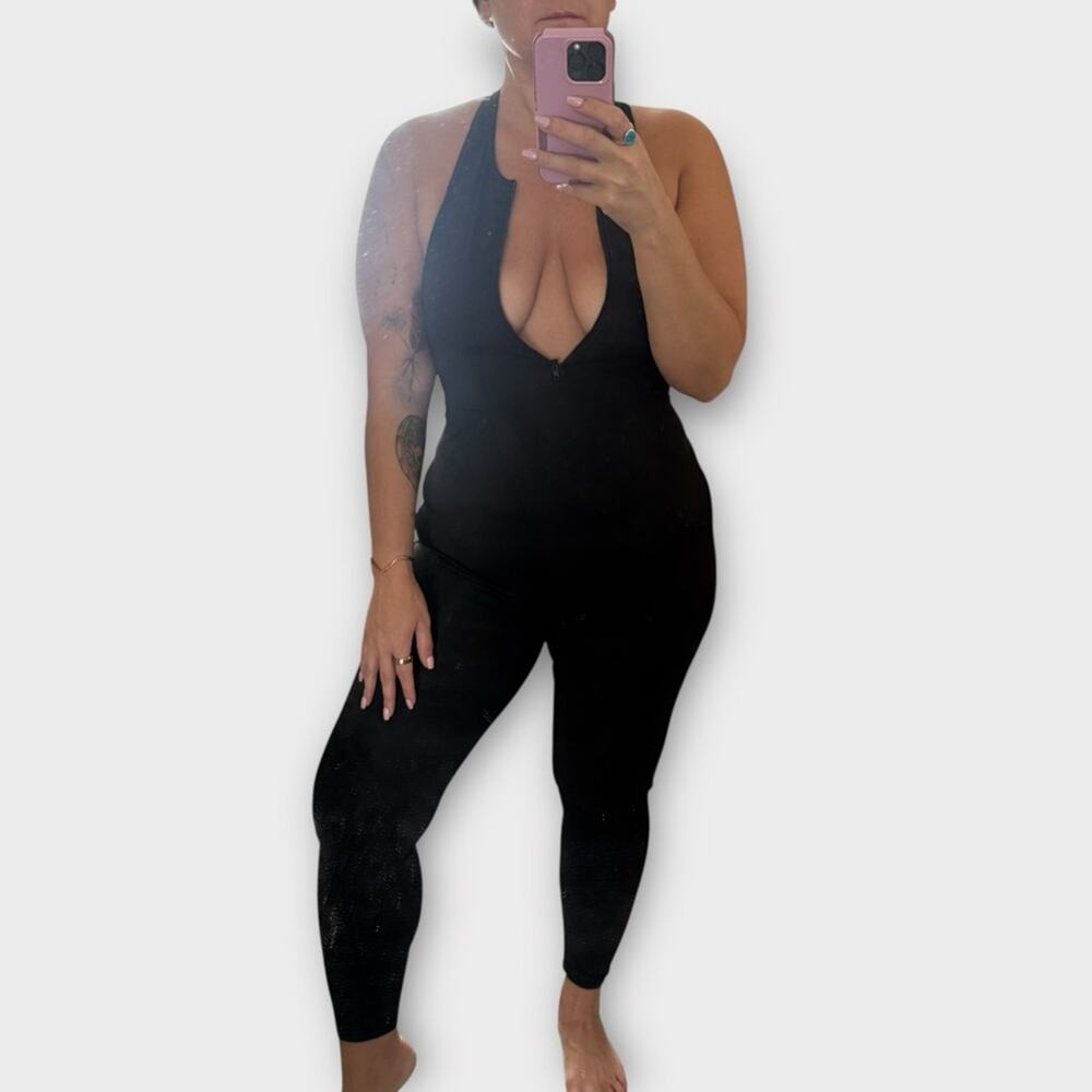 Fashion Nova halter zip up black compression Athlesure  jumpsuit - Picture 2 of 10